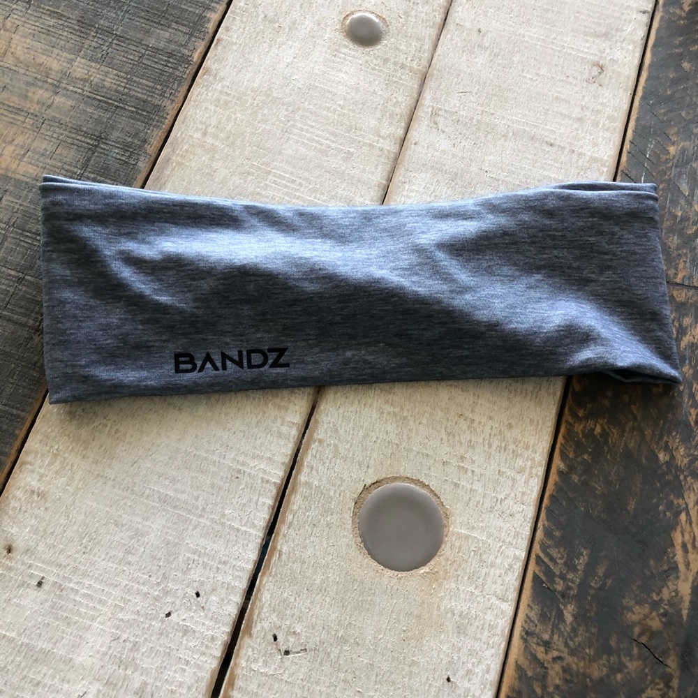 Bandz headband.